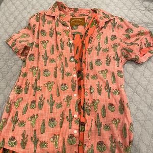 Men short sleeve button down